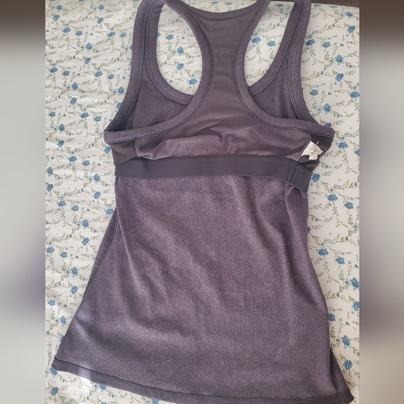 ALO Yoga Rib Support Tank Gray - Picture 4 of 7